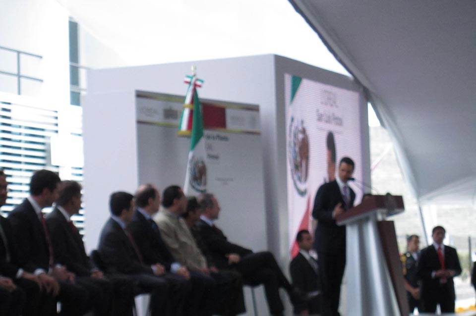 Opening L´oréal Planta 2012 San Luis Potosí Travel and Business